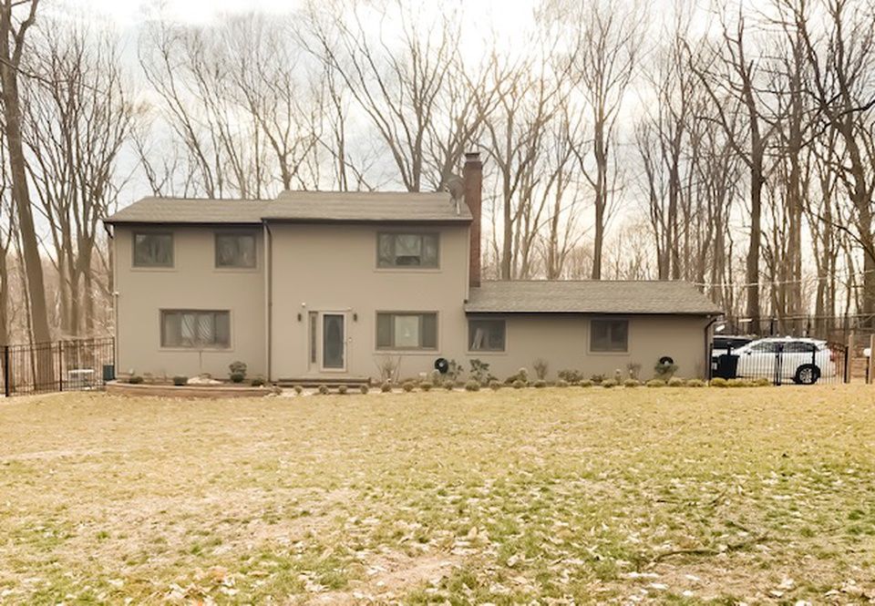 Marlboro Home, NJ Real Estate Listing