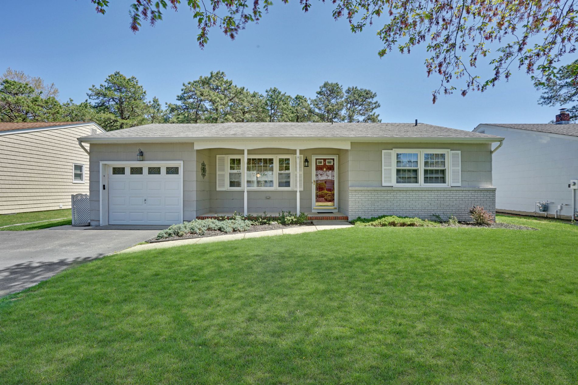 Toms River Home, NJ Real Estate Listing