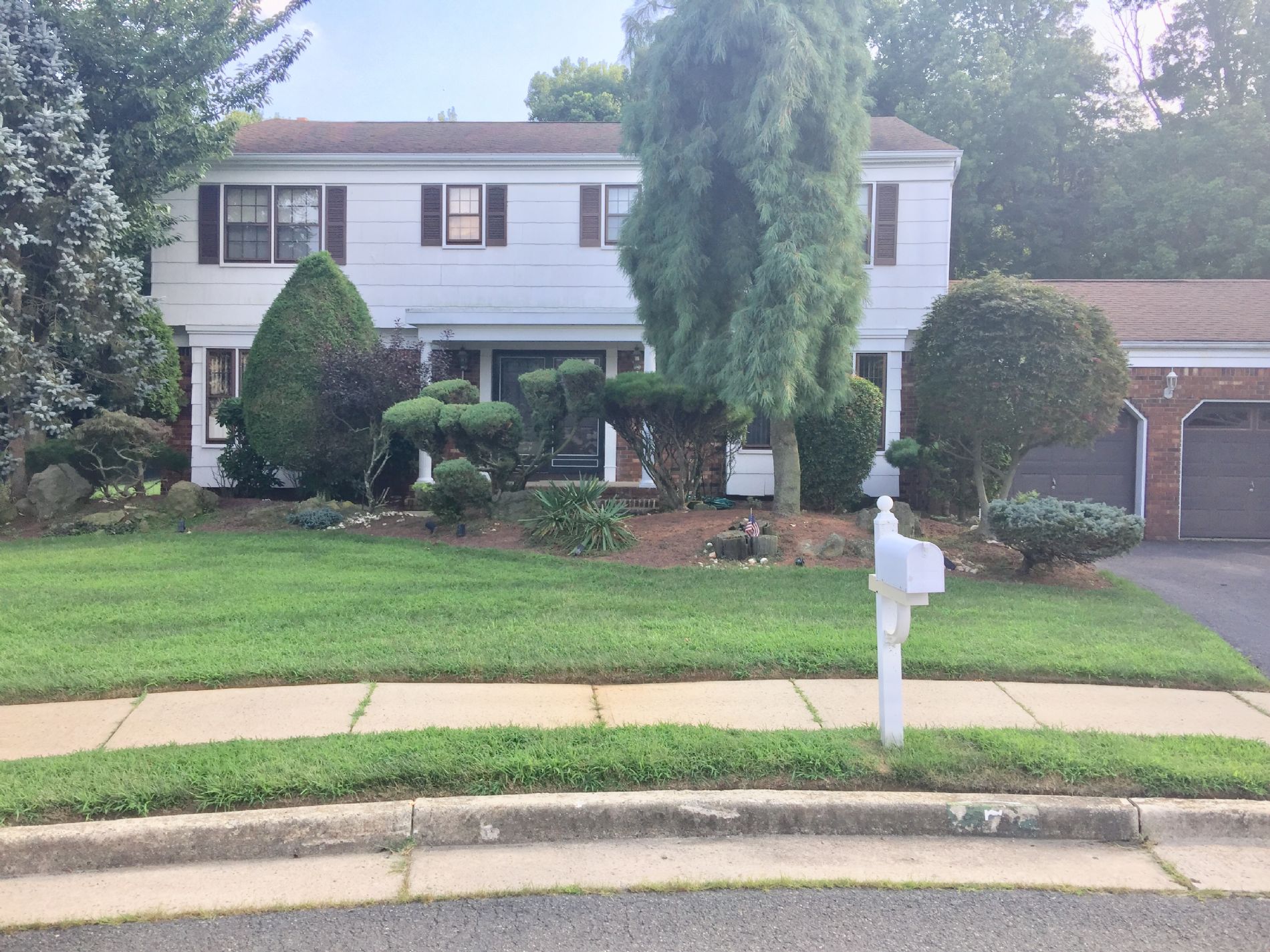 Aberdeen Home, NJ Real Estate Listing